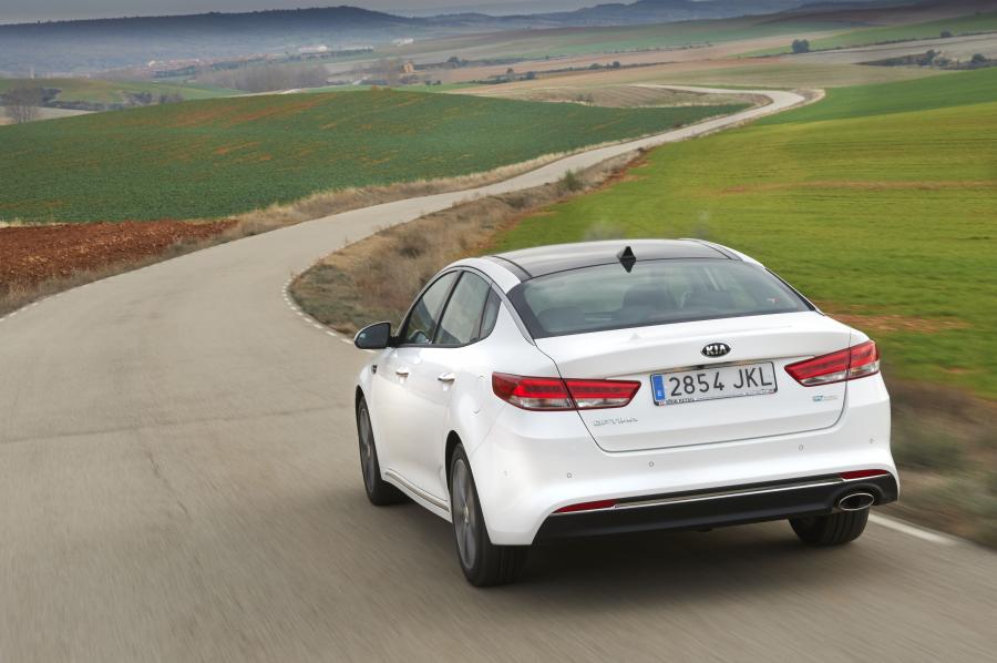  Kia Optima EcoDynamics 2015 года  (EU) (фото 29 из 29)